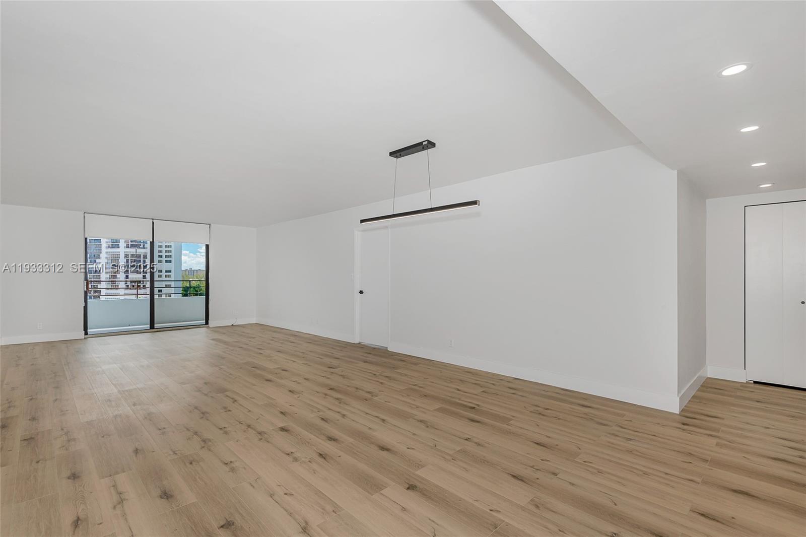 Photo of 2500 Parkview Dr  #821, Hallandale Beach, Florida, 33009 - 