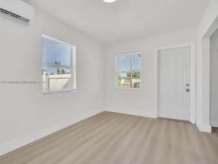   /  848 sq. ft. $ 2025-12-19 0 Photo