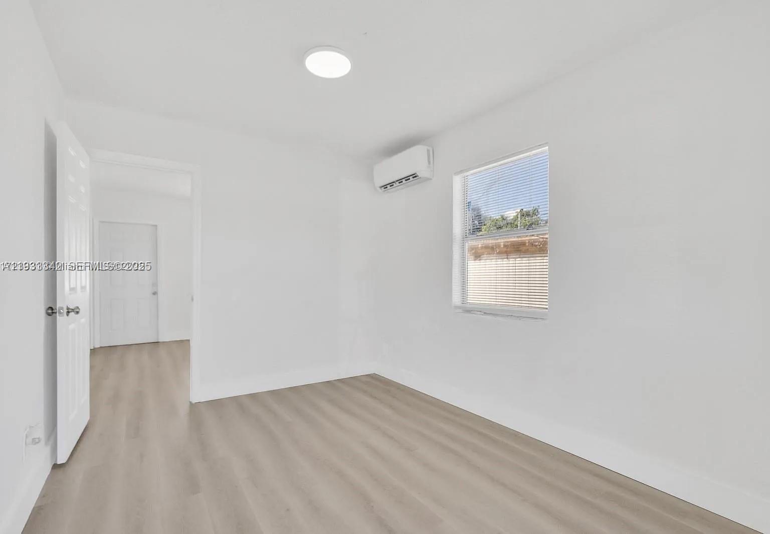   /  848 sq. ft. $ 2025-12-19 0 Photo