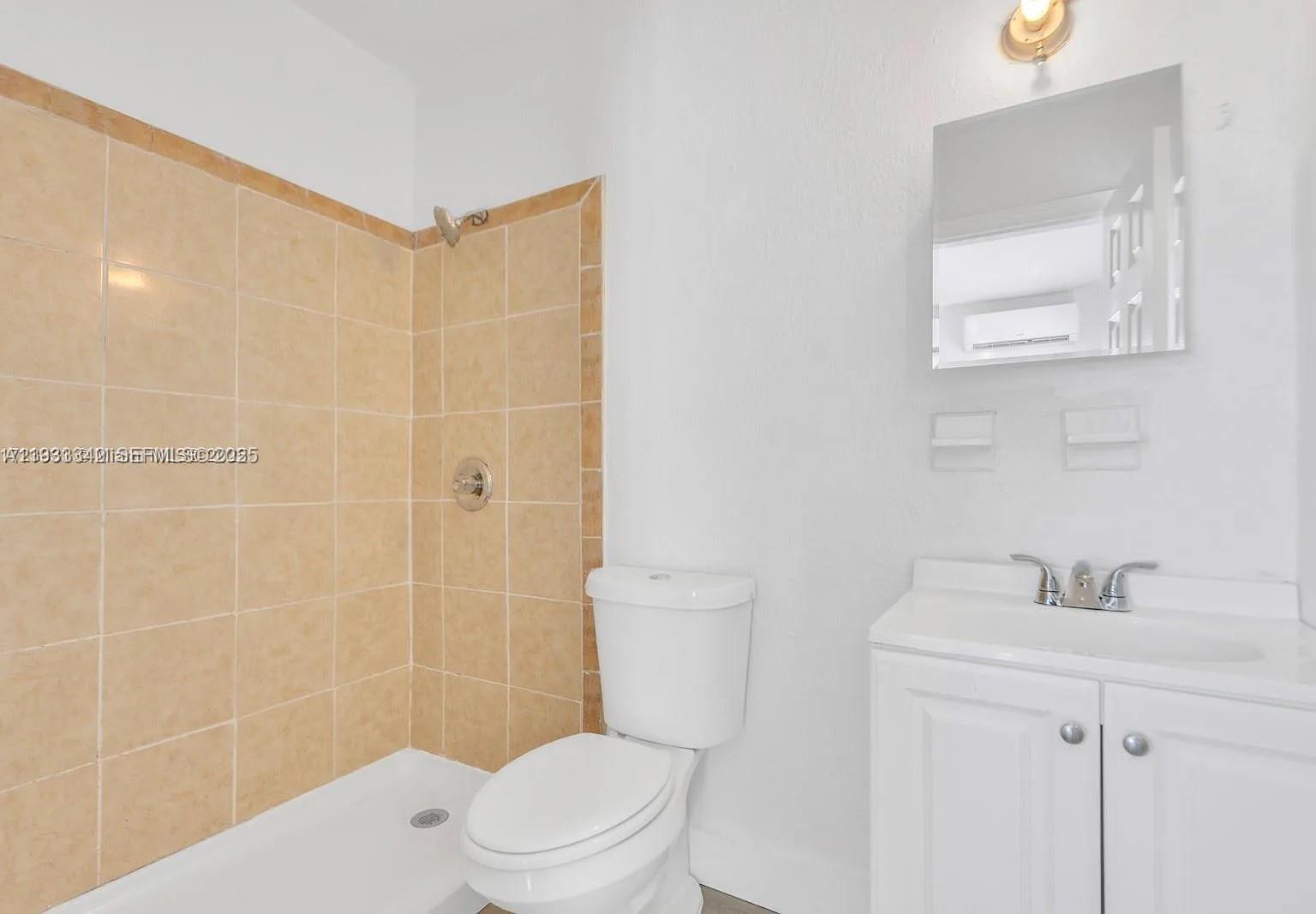   /  848 sq. ft. $ 2025-12-19 0 Photo