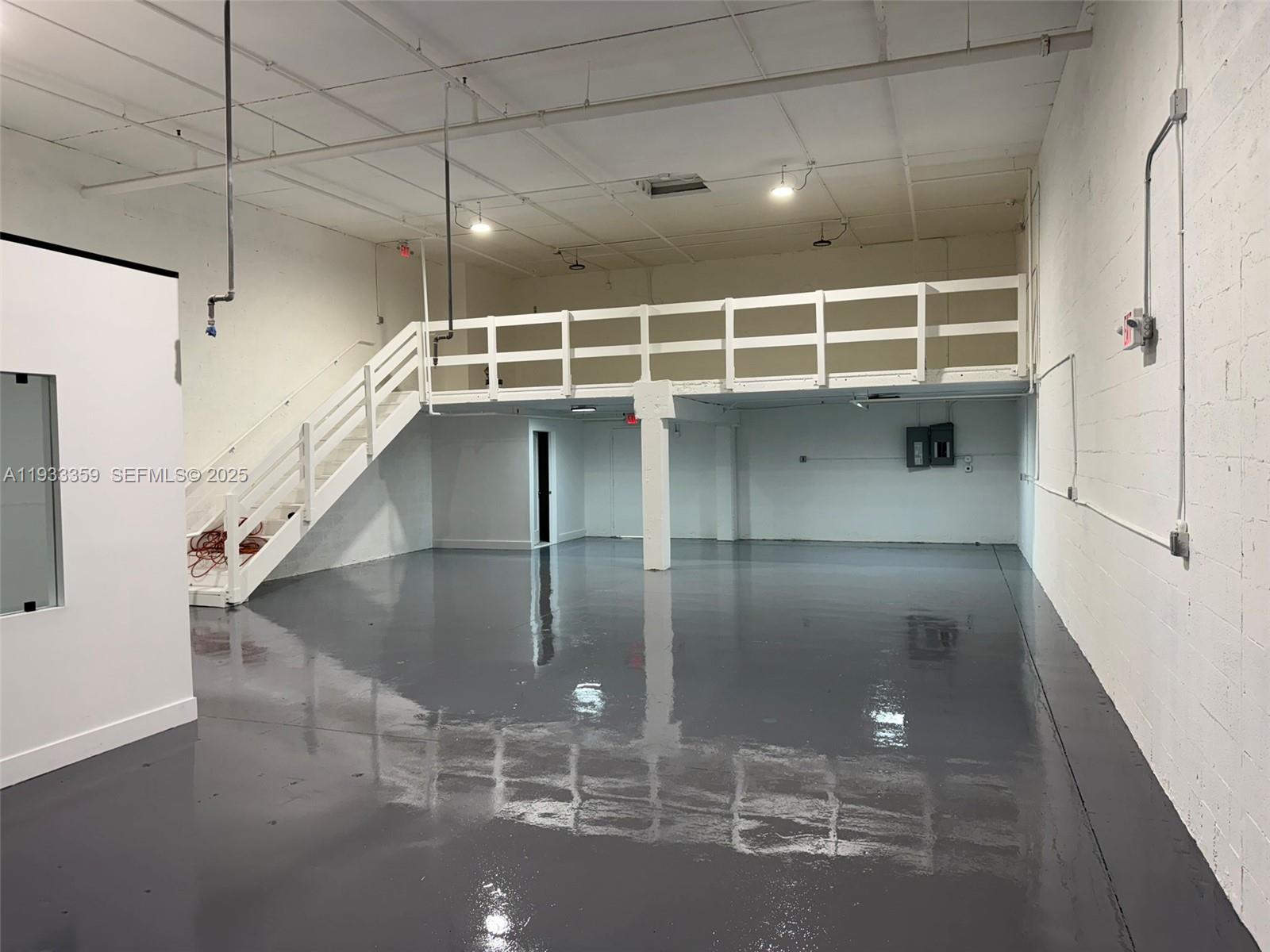 119  /   sq. ft. $ 2025-12-19 0 Photo