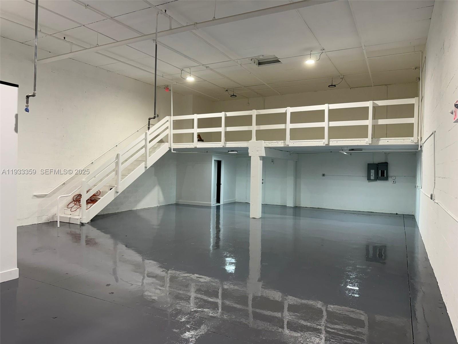 119  /   sq. ft. $ 2025-12-19 0 Photo