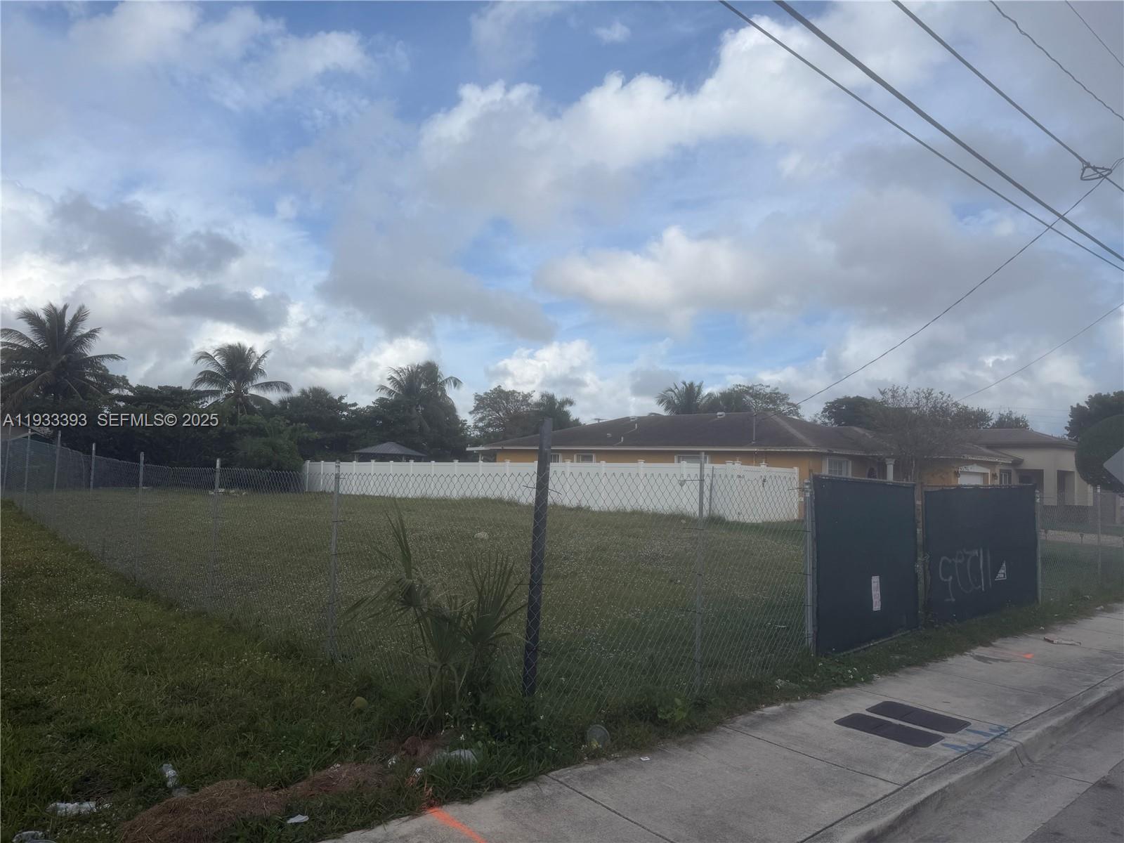   /   sq. ft. $ 2025-12-19 0 Photo