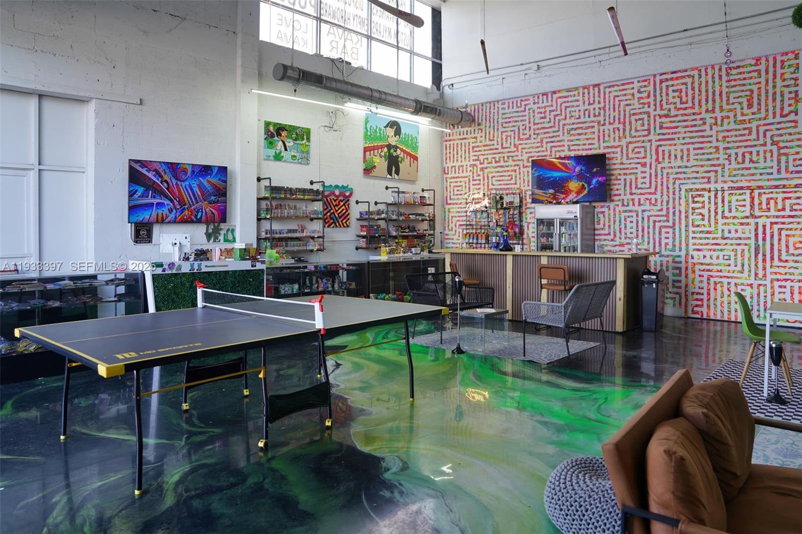   /   sq. ft. $ 2025-12-19 0 foto