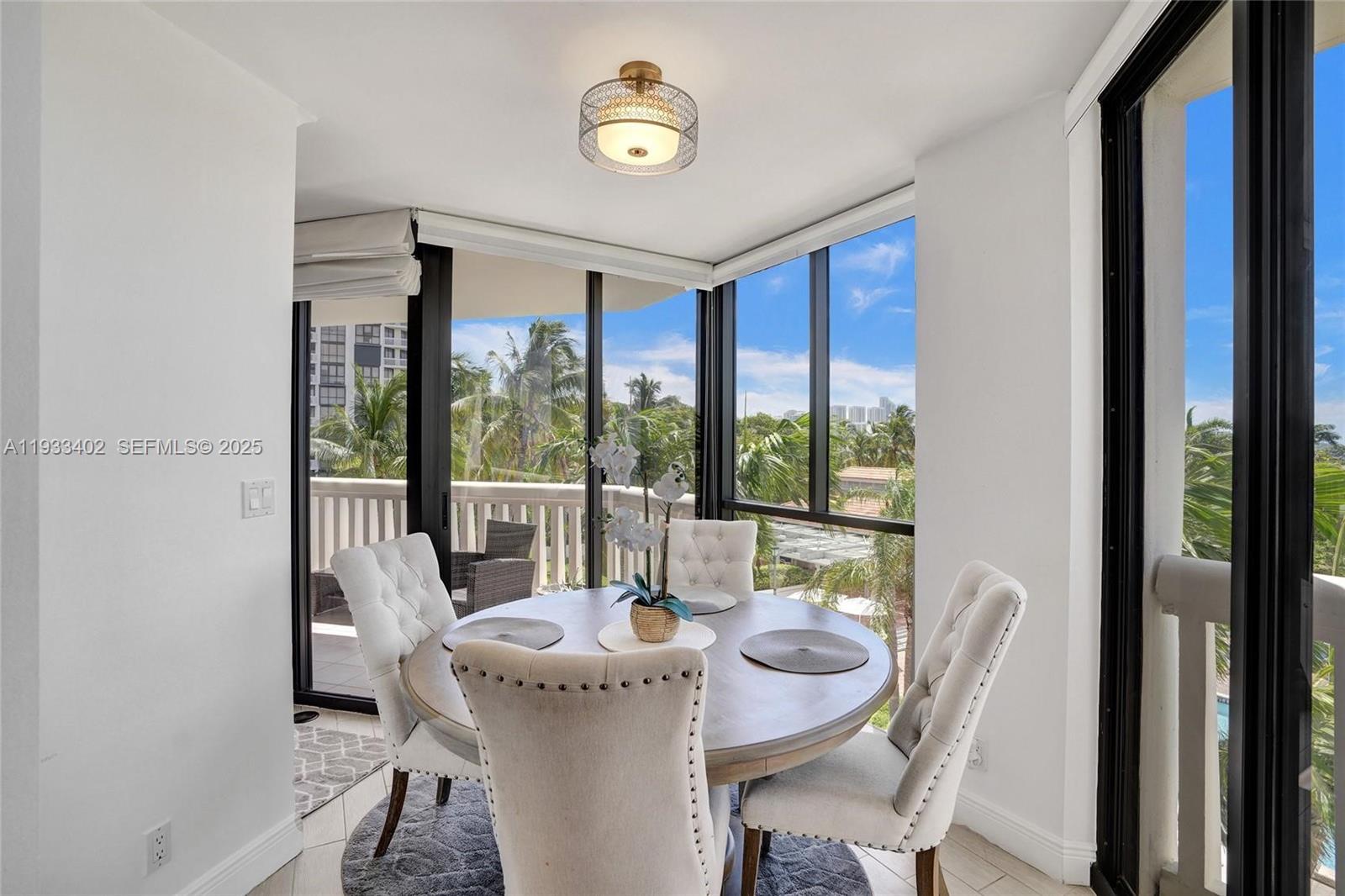 503 3 / 3 1840 кв.футов $ 2025-12-19 0 Фото