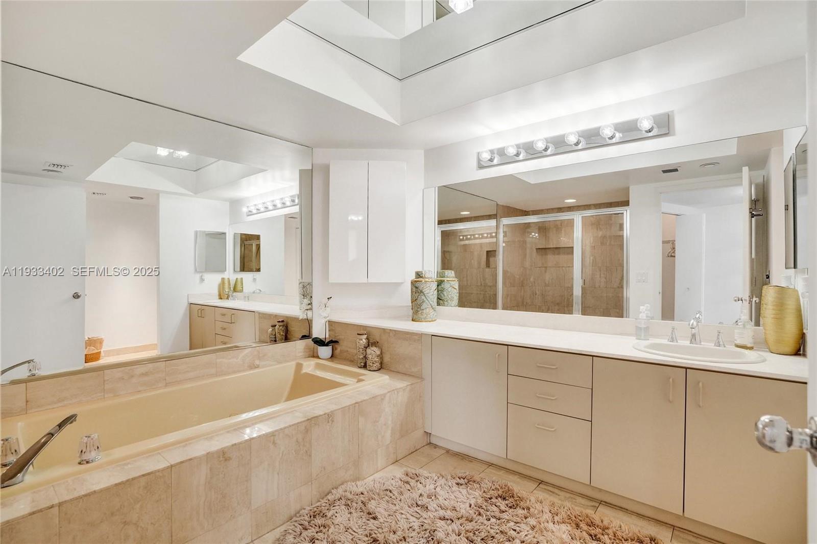 503 3 / 3 1840 кв.футов $ 2025-12-19 0 Фото