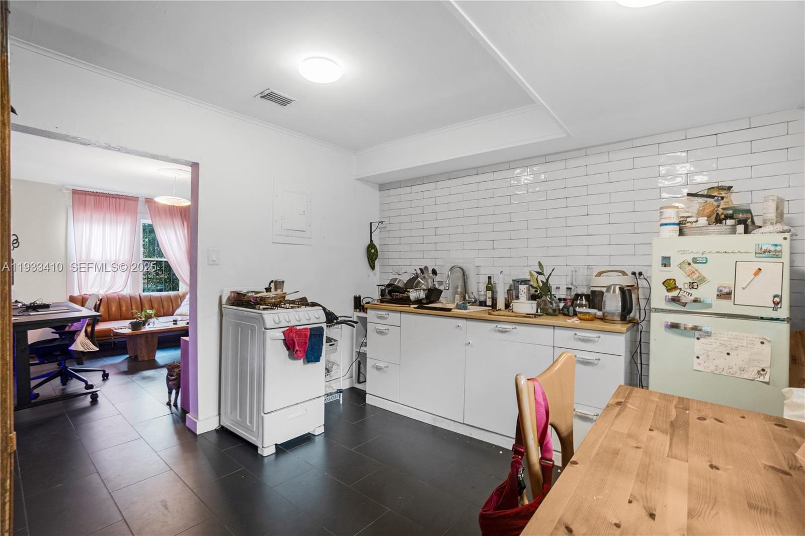   /  2109 sq. ft. $ 2025-12-19 0 foto