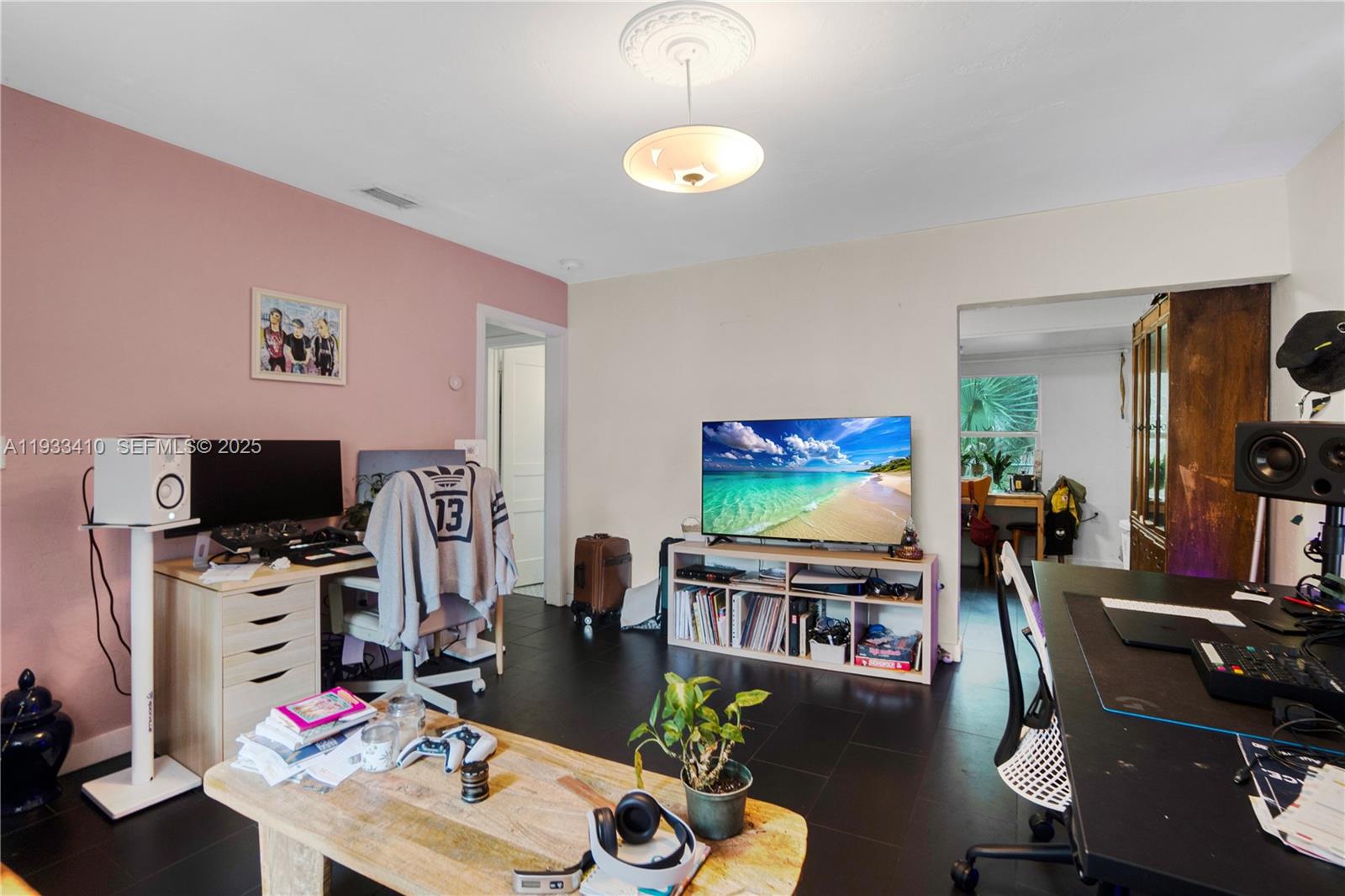   /  2109 sq. ft. $ 2025-12-19 0 foto