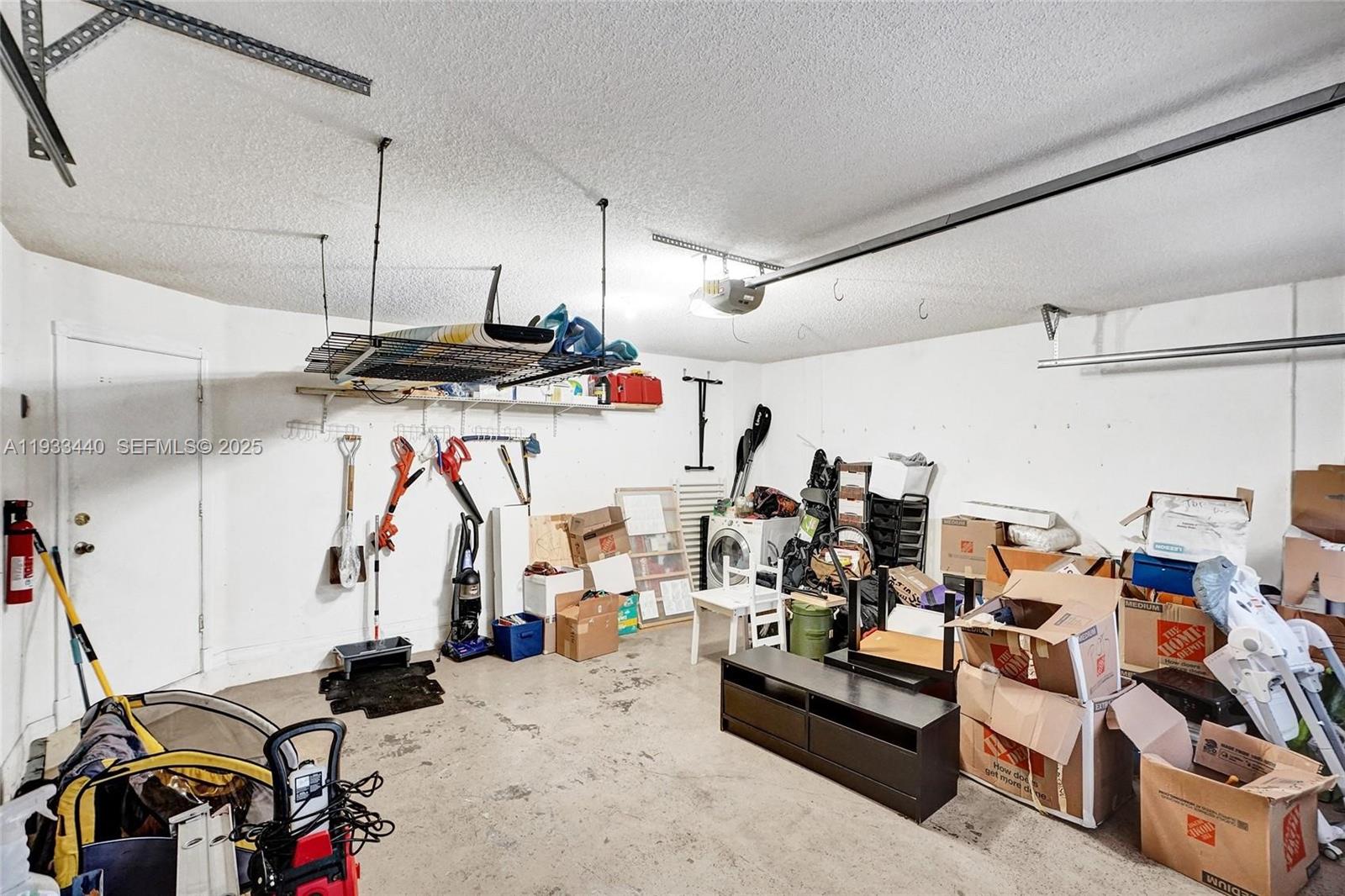 Photo of 1046 Satinleaf St  (1046), Hollywood, Florida, 33019 - 