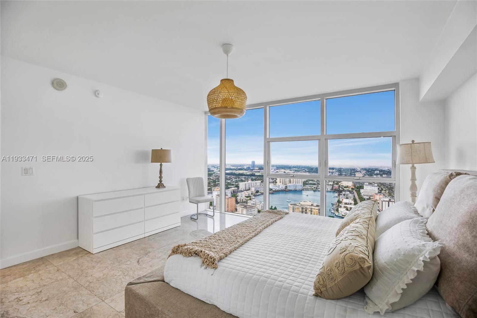 4707 1 / 1 871 sq. ft. $ 2025-12-19 0 foto