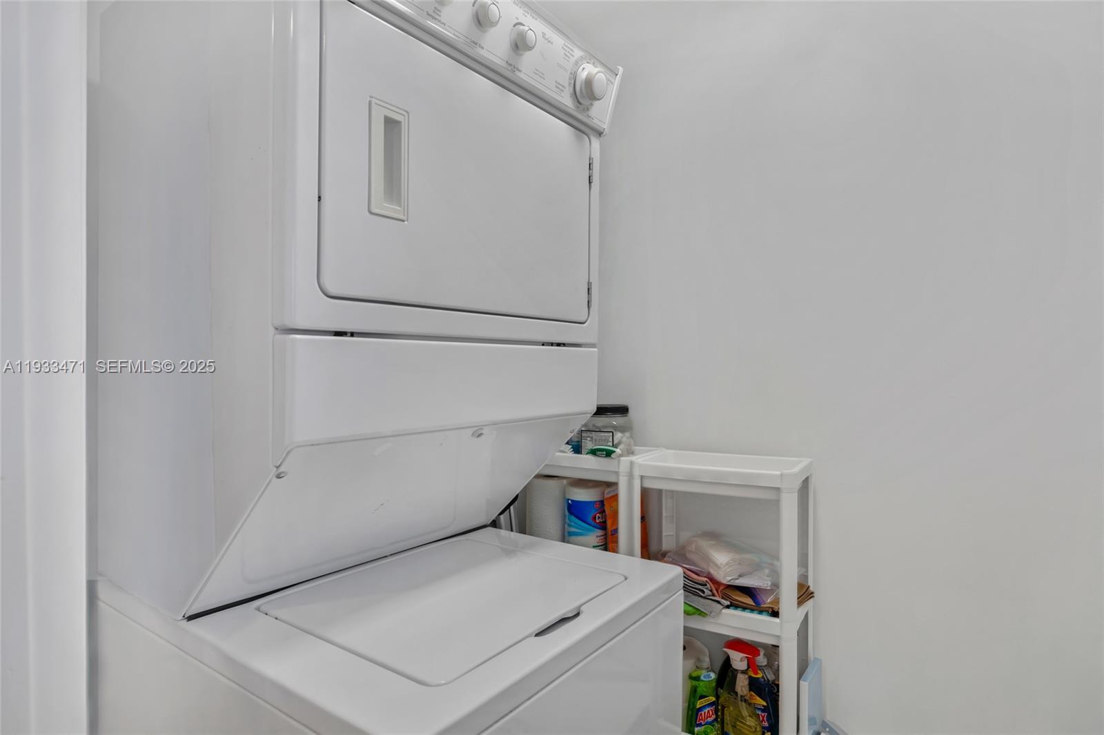 4707 1 / 1 871 sq. ft. $ 2025-12-19 0 foto