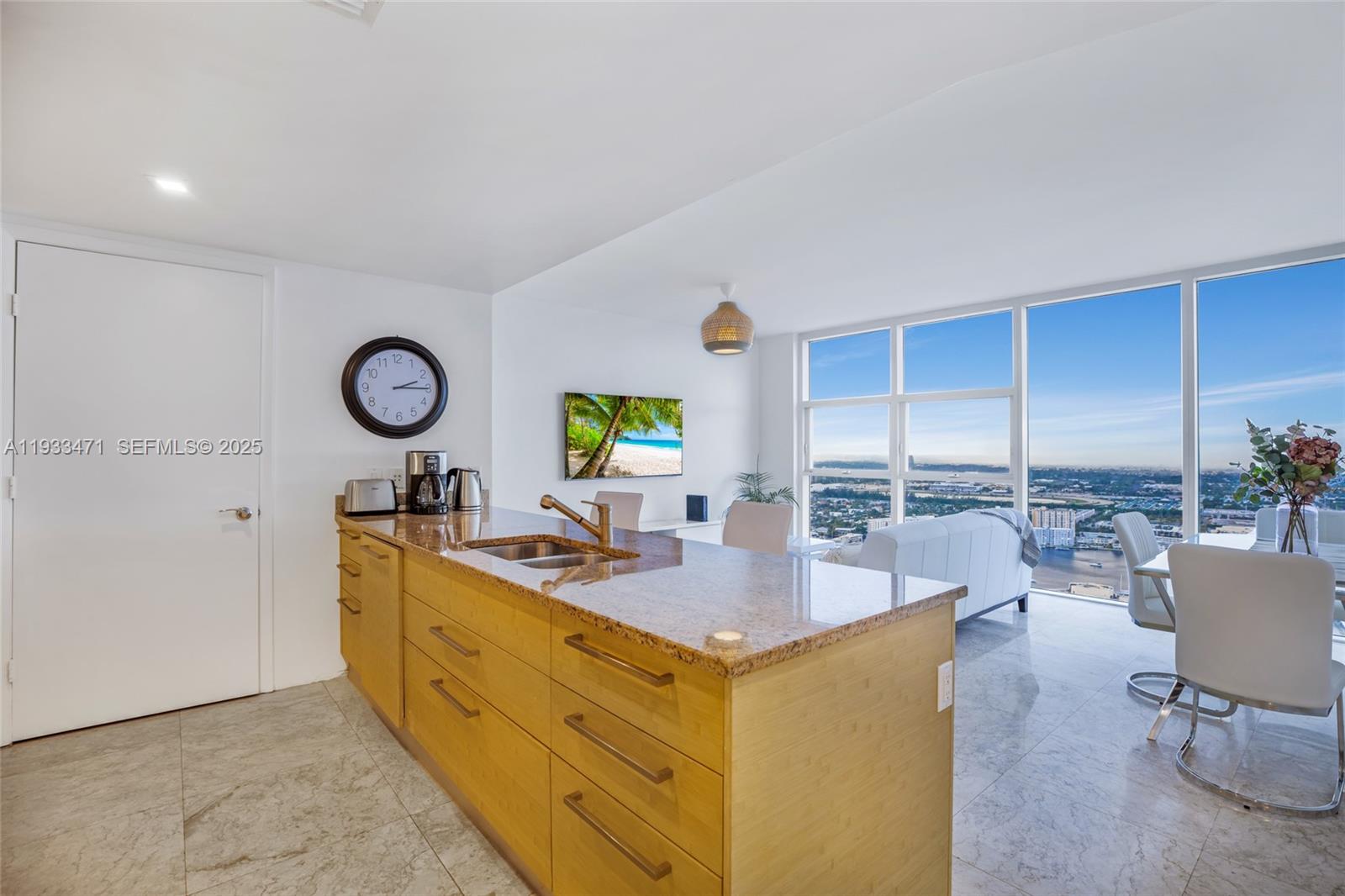 4707 1 / 1 871 sq. ft. $ 2025-12-19 0 foto