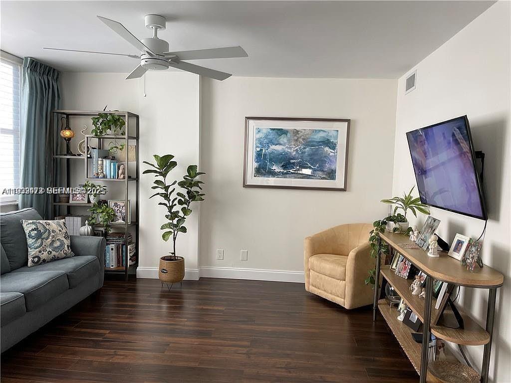 601B 2 / 2 1132 sq. ft. $ 2025-12-19 0 Photo