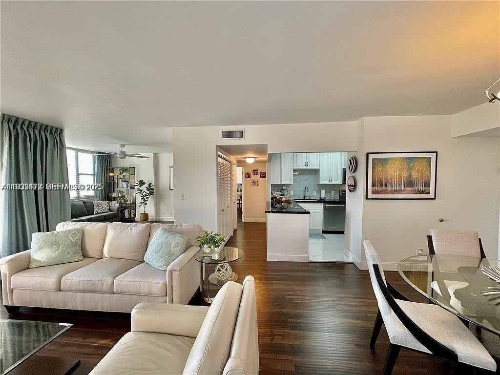 601B 2 / 2 1132 sq. ft. $ 2025-12-19 0 Photo