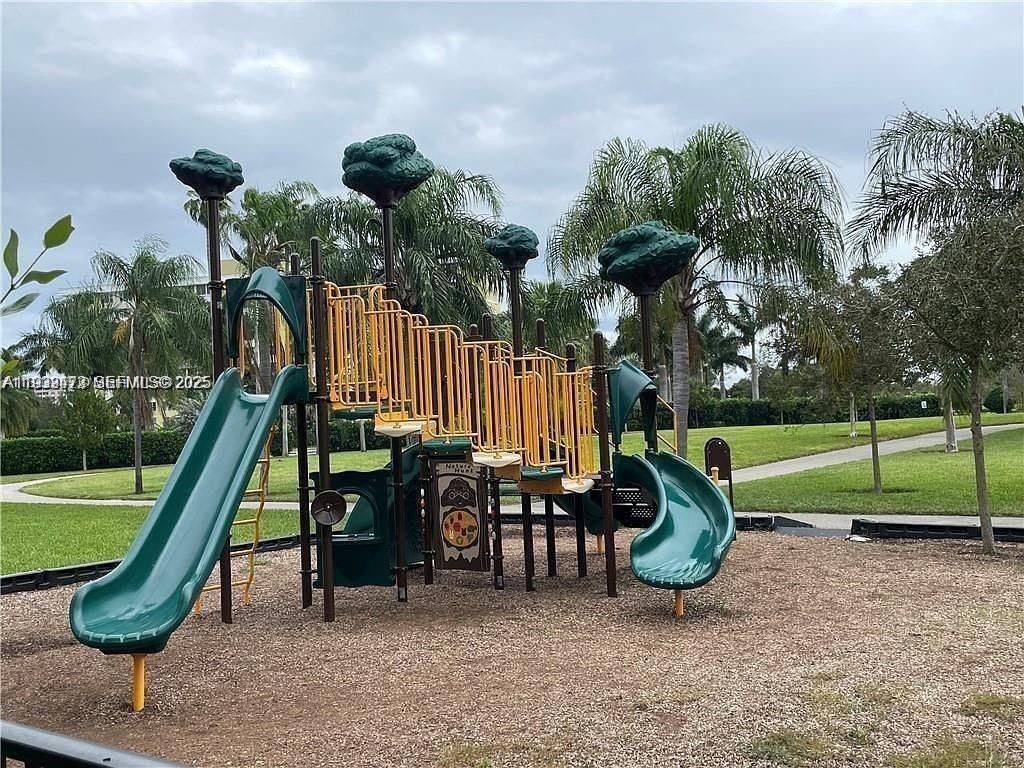 601B 2 / 2 1132 sq. ft. $ 2025-12-19 0 Photo