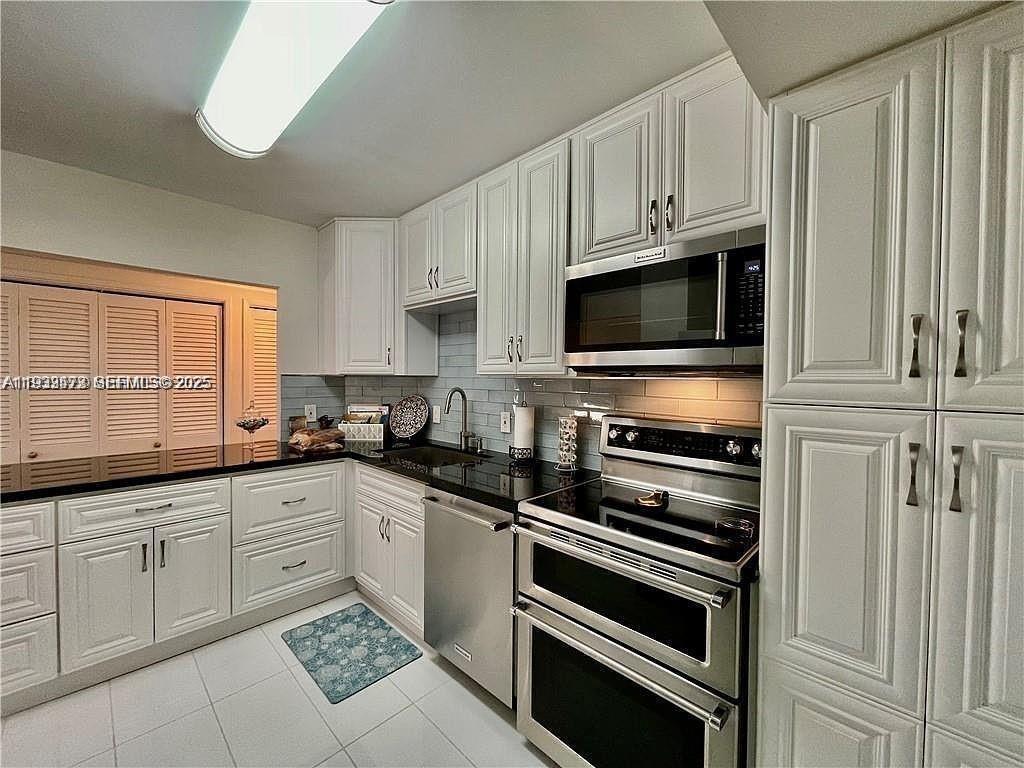 601B 2 / 2 1132 sq. ft. $ 2025-12-19 0 Photo