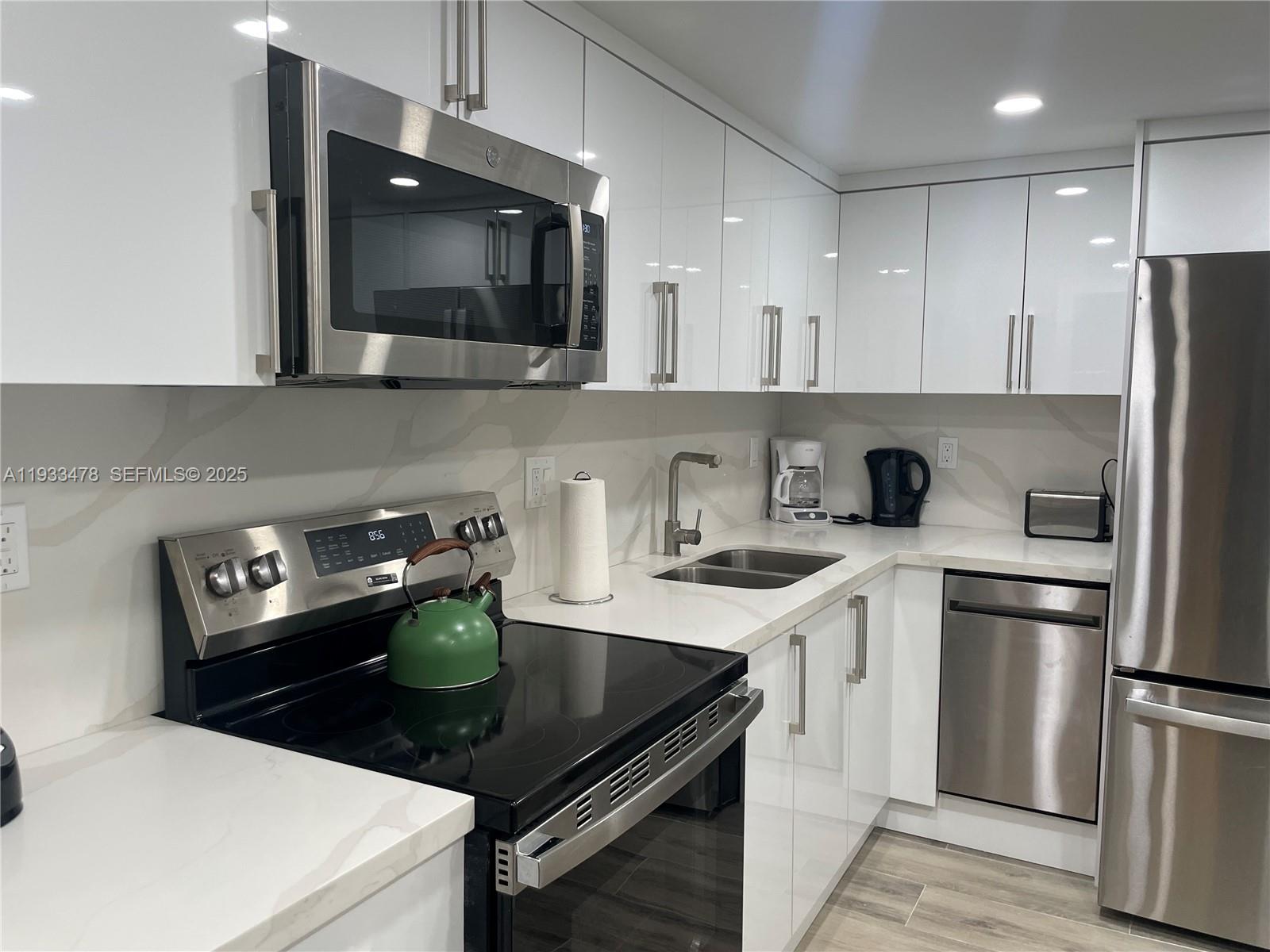 Photo of 2030 Ocean Dr  #805, Hallandale Beach, Florida, 33009 - 