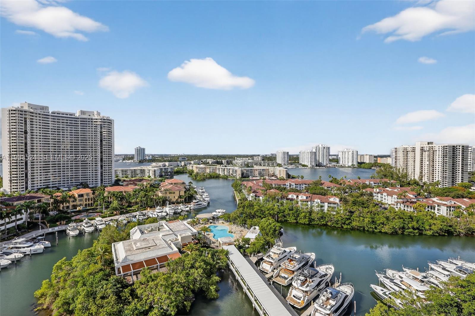 1403 3 / 3 2235 sq. ft. $ 2025-12-19 0 foto