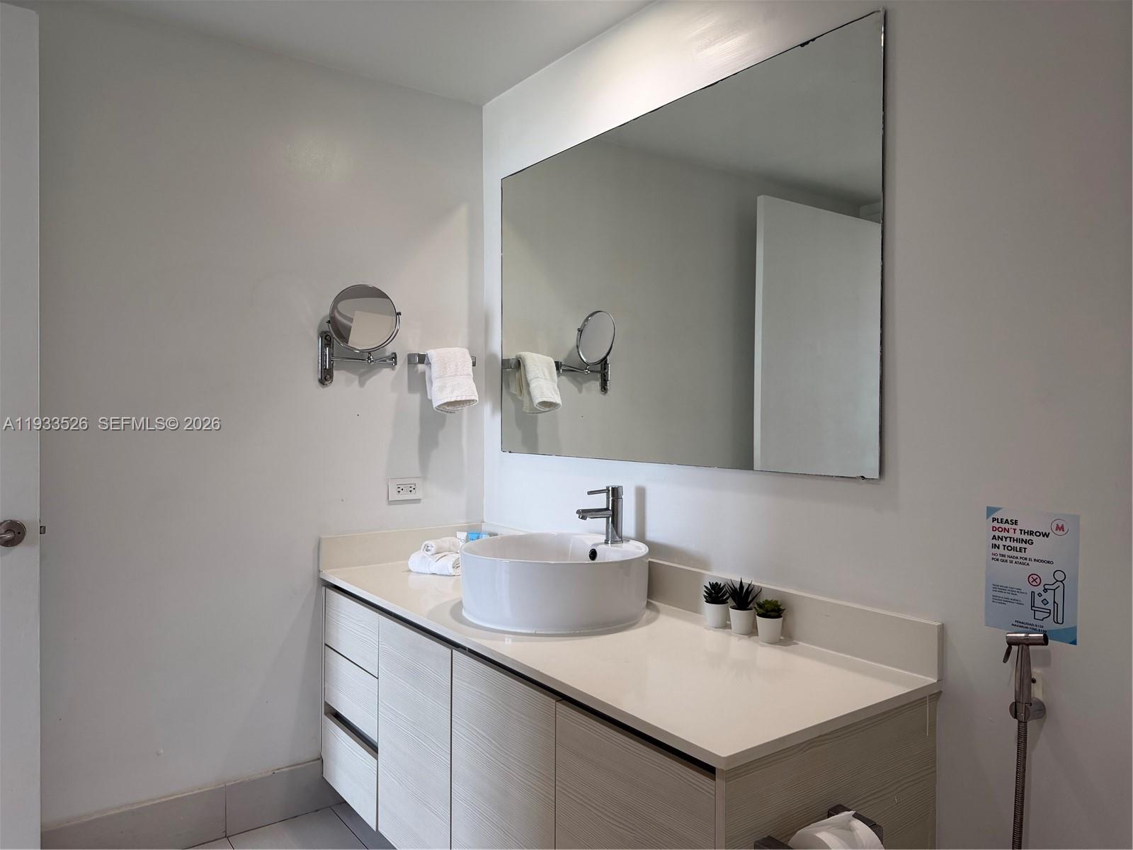 Photo of 2602 Hallandale Beach Blvd  #R1910, Hallandale Beach, Florida, 33009 - 
