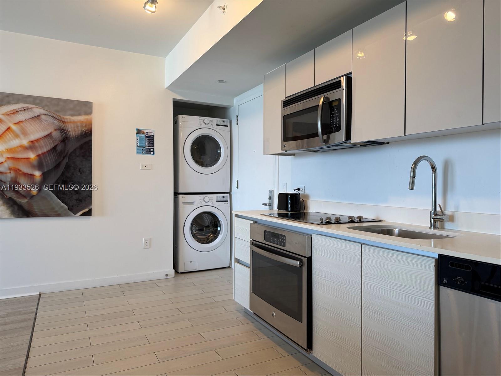 Photo of 2602 Hallandale Beach Blvd  #R1910, Hallandale Beach, Florida, 33009 - 