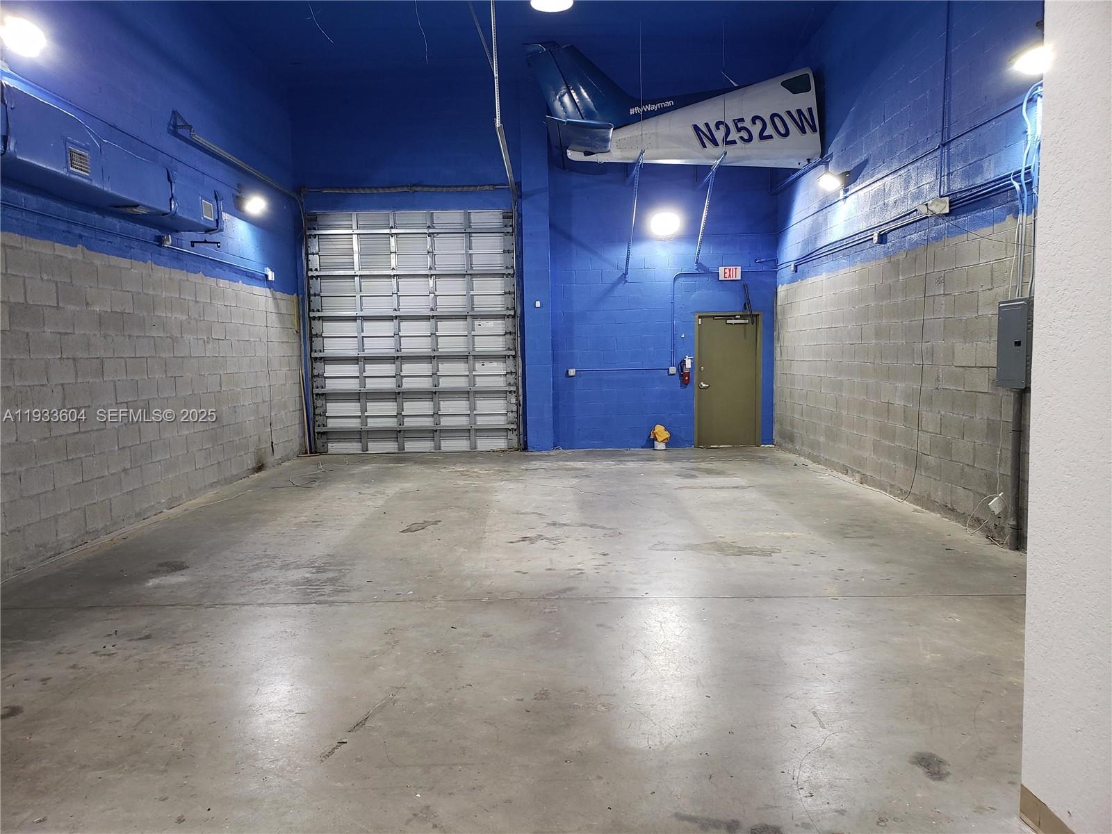 2  /   sq. ft. $ 2025-12-19 0 Photo