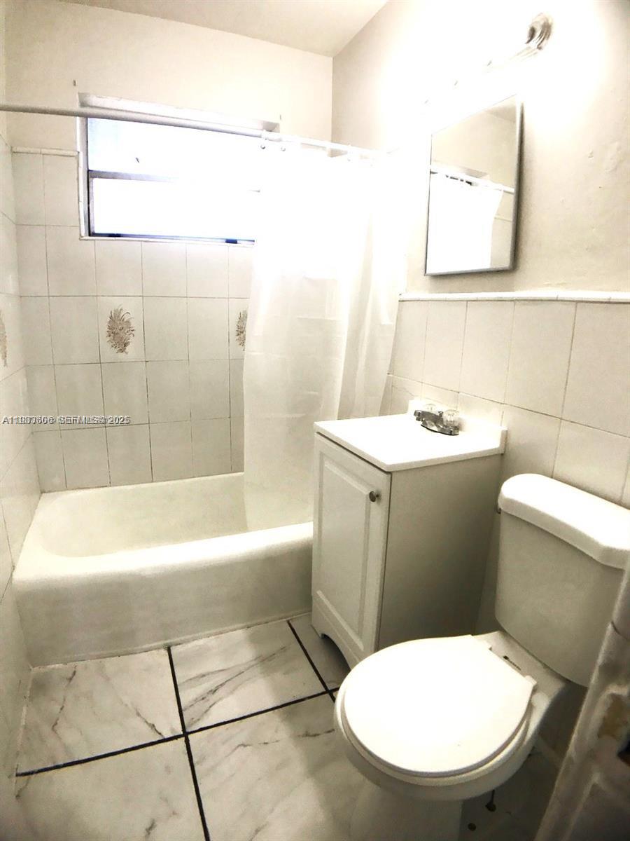   /  1404 sq. ft. $ 2025-12-19 0 Photo