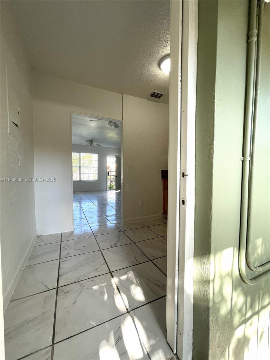 Ver detalles / 1404 sq. ft. $ 2025-12-19 0 foto