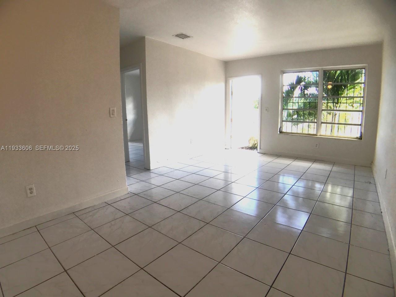   /  1404 sq. ft. $ 2025-12-19 0 Photo