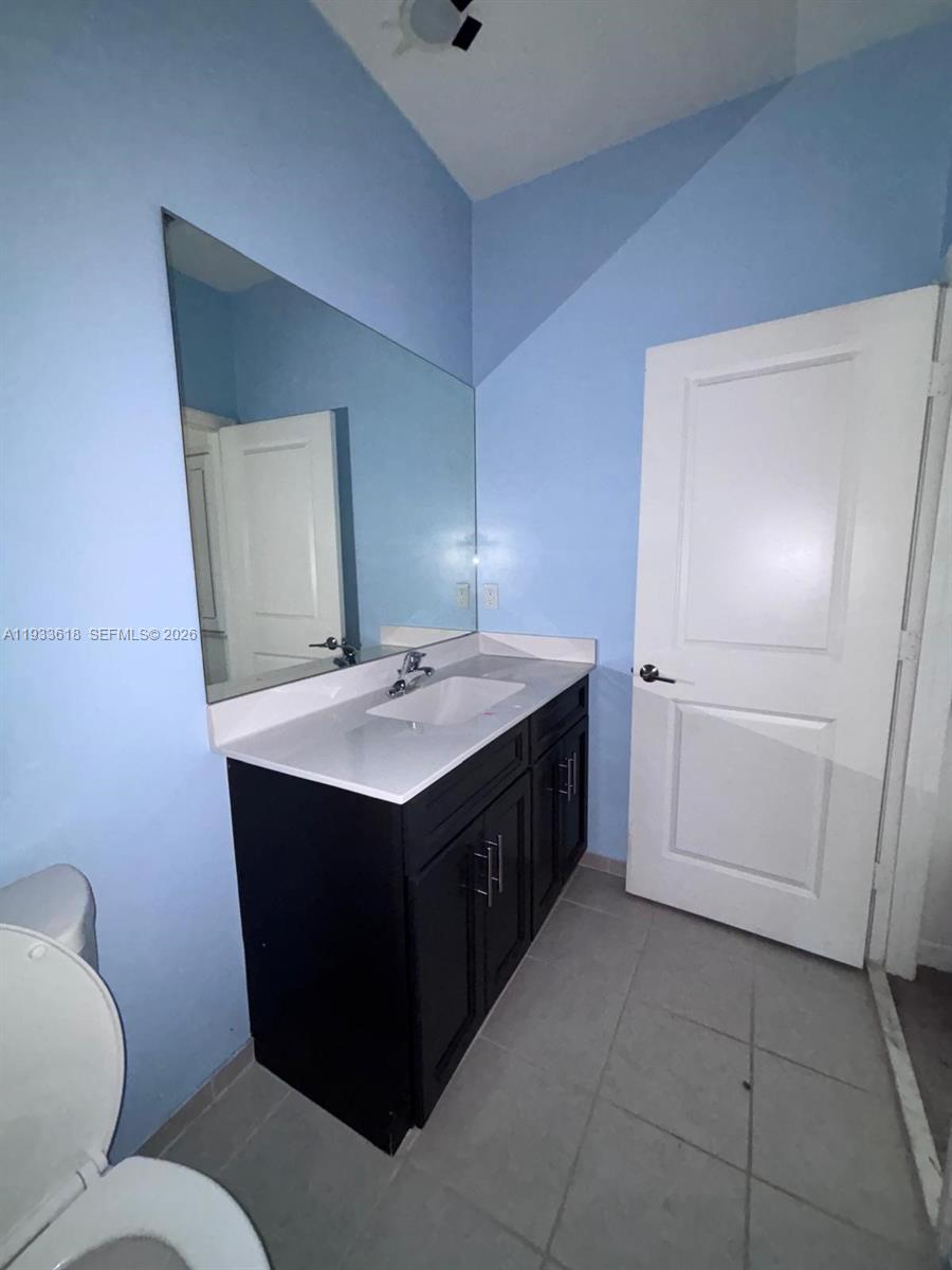 See details 9965 3 / 3 1539 sq. ft. $ 2026-02-02 0 Photo