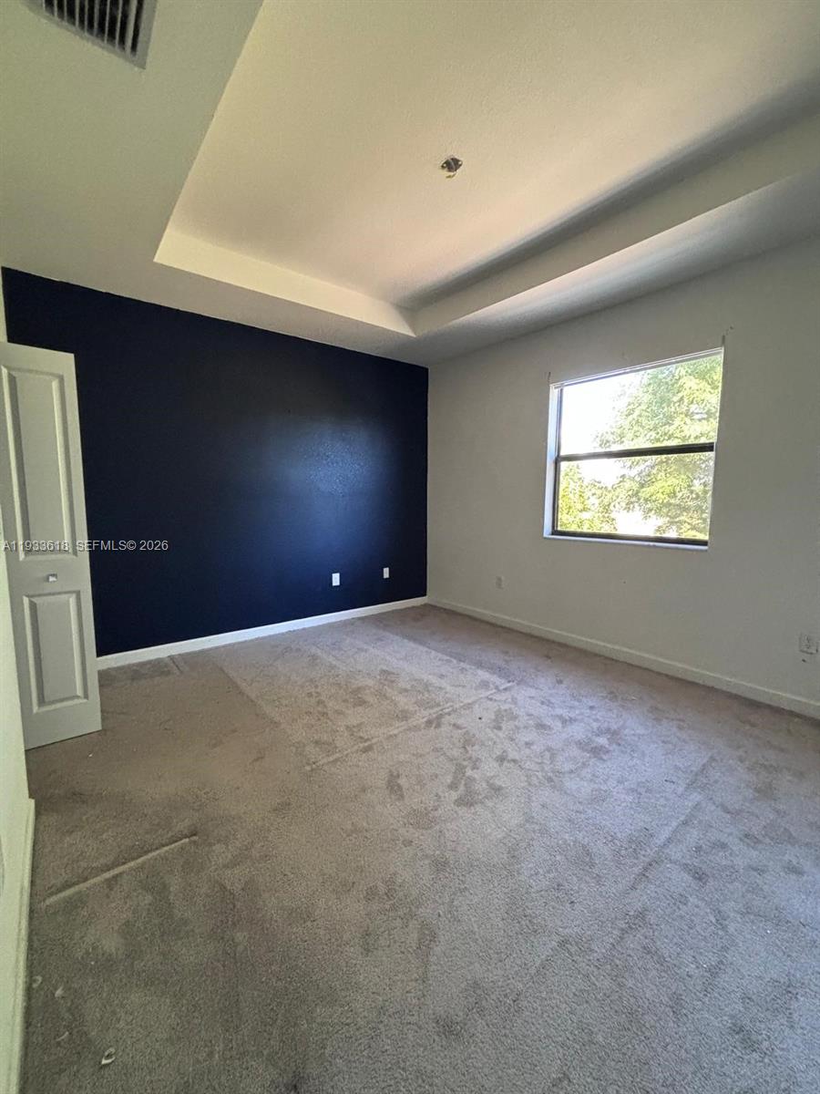 See details 9965 3 / 3 1539 sq. ft. $ 2026-02-02 0 Photo