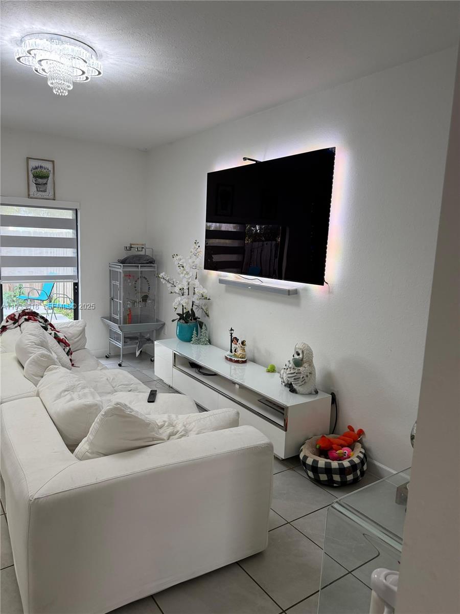 9965 3 / 3 1539 sq. ft. $ 2025-12-19 0 foto