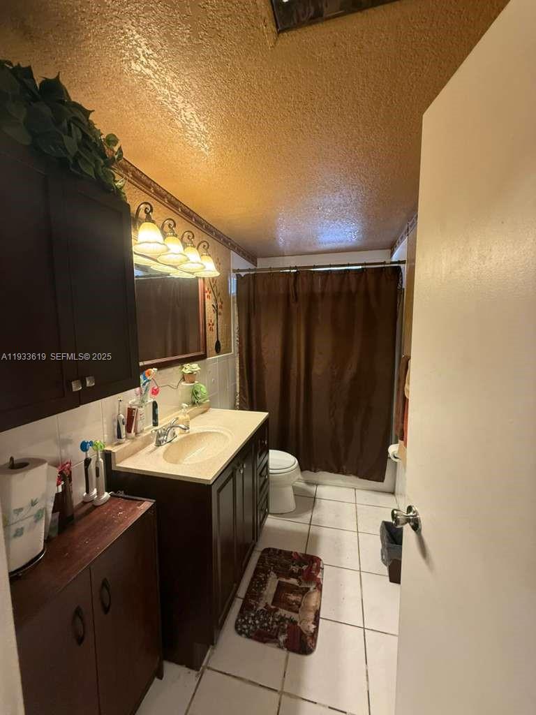   /  1425 sq. ft. $ 2025-12-19 0 Photo