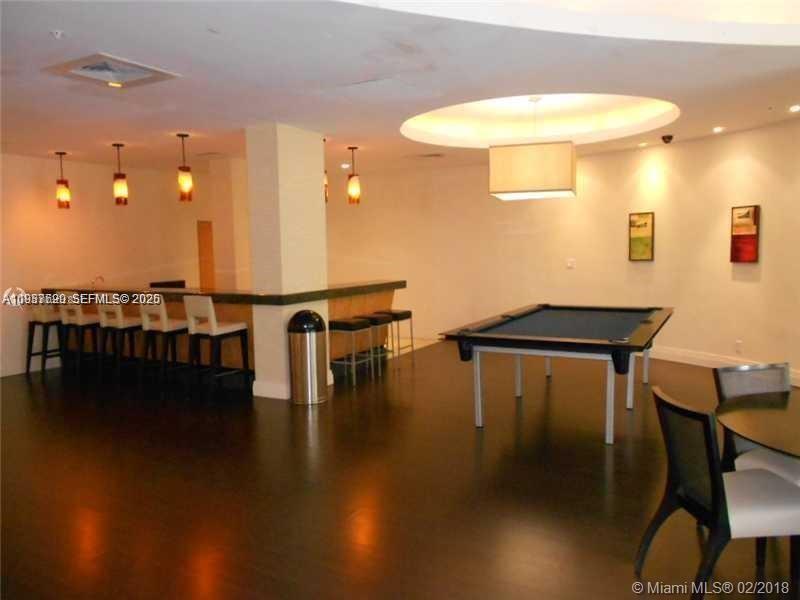 Photo of 3901 Ocean Dr  #14Q, Hollywood, Florida, 33019 - 