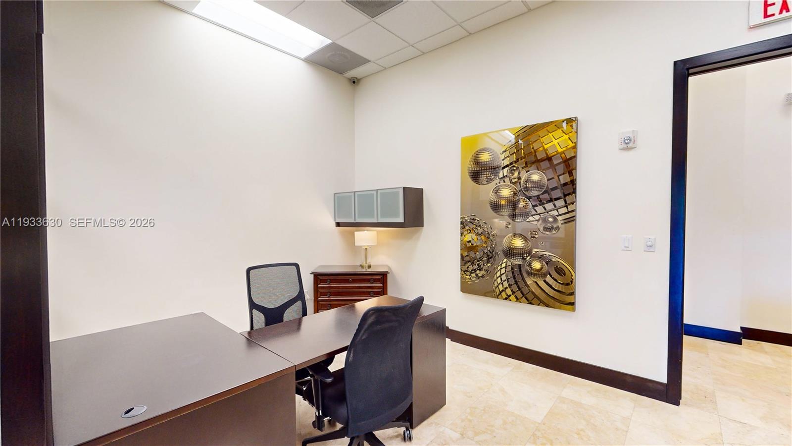 108  /   кв.футов $ 2025-12-19 0 Фото