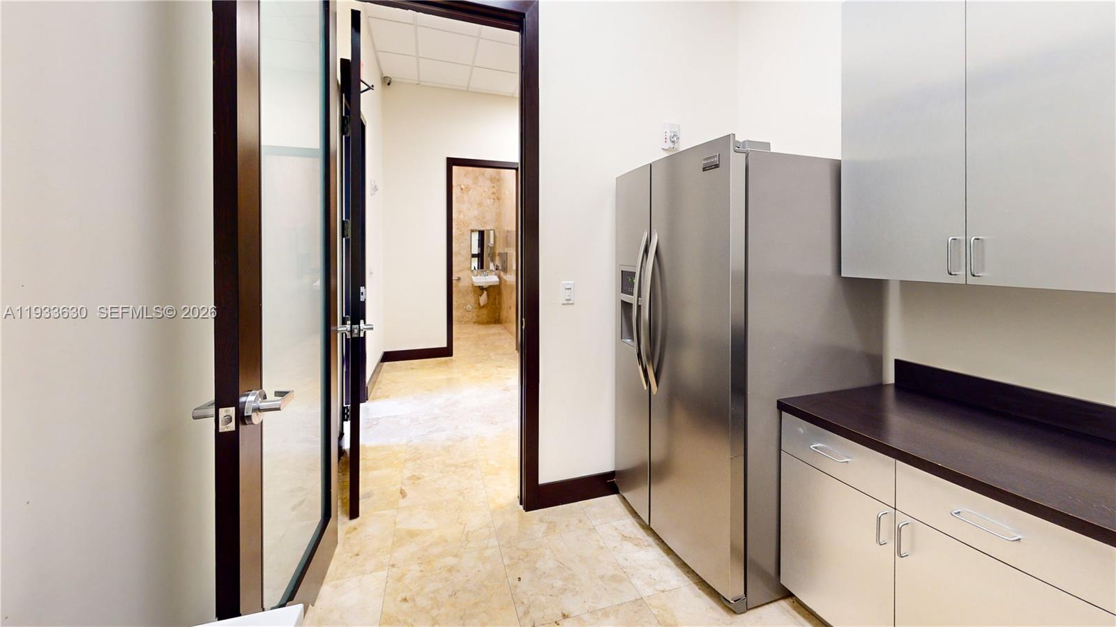 108  /   кв.футов $ 2025-12-19 0 Фото