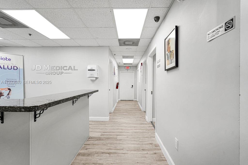 101  /   sq. ft. $ 2025-12-20 0 Photo