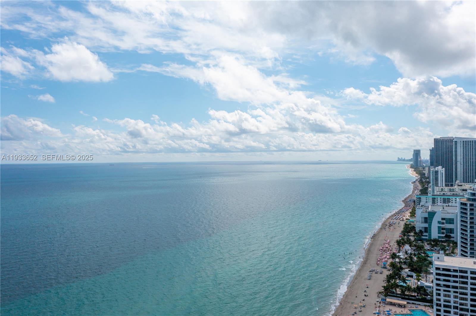 Photo of 2751 Ocean Dr  #208S, Hollywood, Florida, 33019 - 