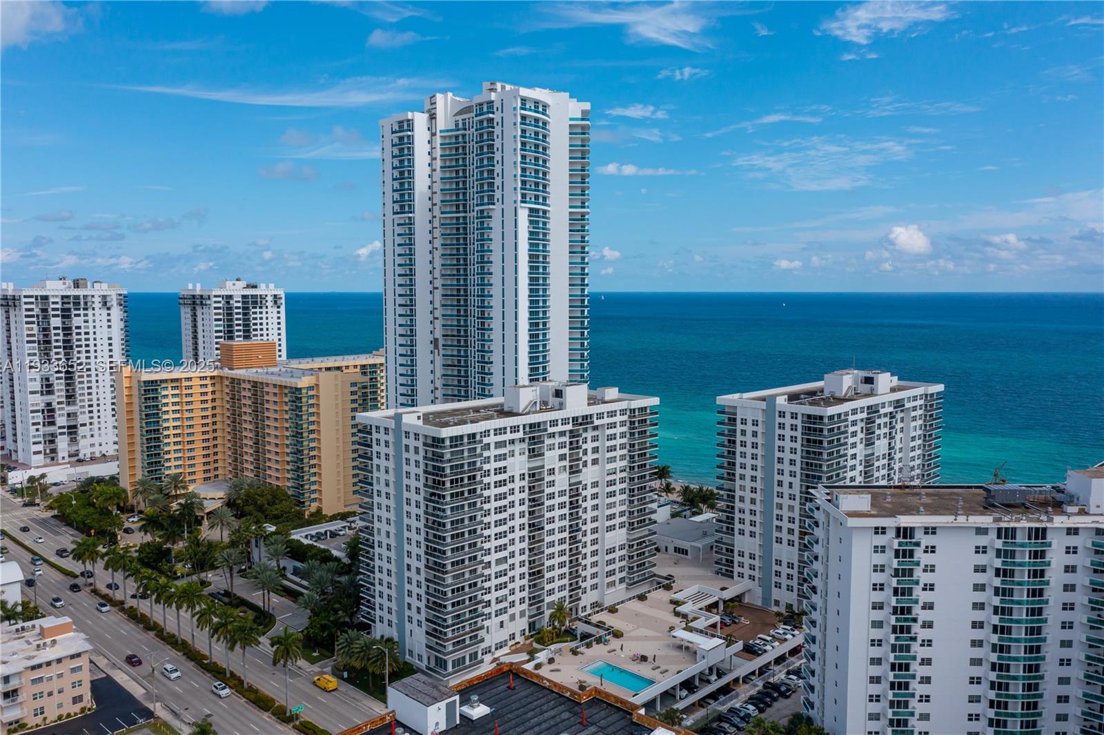 Photo of 2751 Ocean Dr  #208S, Hollywood, Florida, 33019 - 