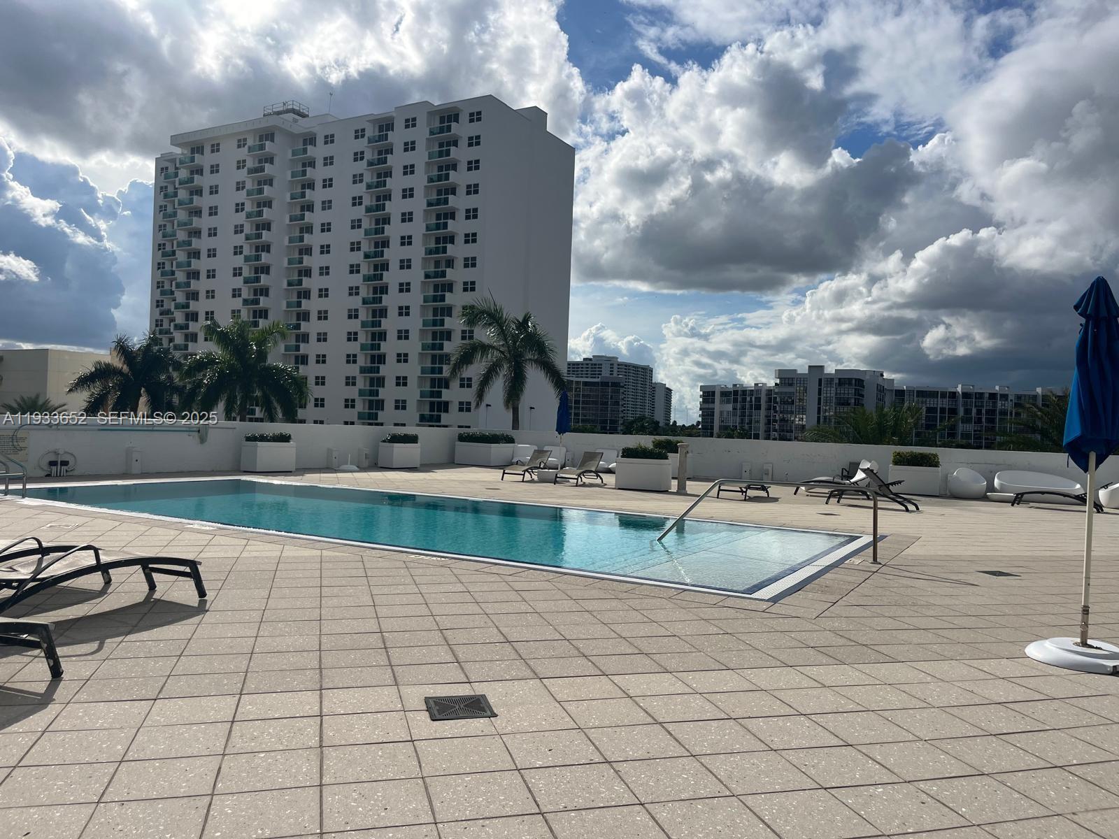 Photo of 2751 Ocean Dr  #208S, Hollywood, Florida, 33019 - 