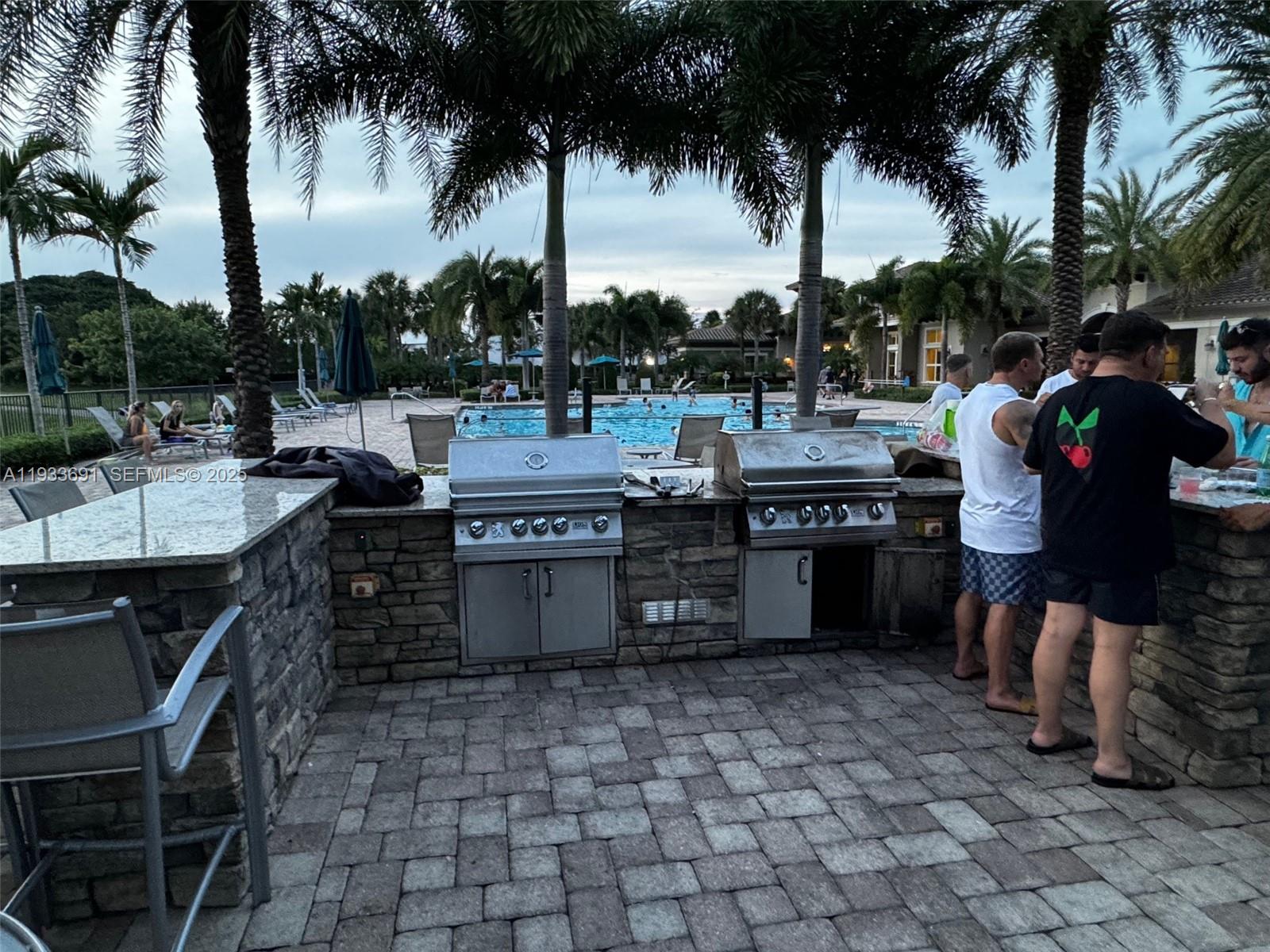 Подробнее 411 1 / 2 775 кв.футов $ 2025-12-20 0 Фото