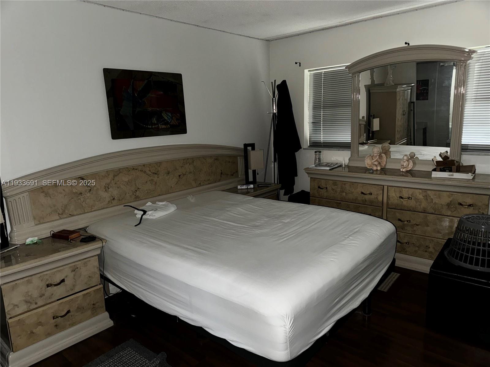 Подробнее 411 1 / 2 775 кв.футов $ 2025-12-20 0 Фото