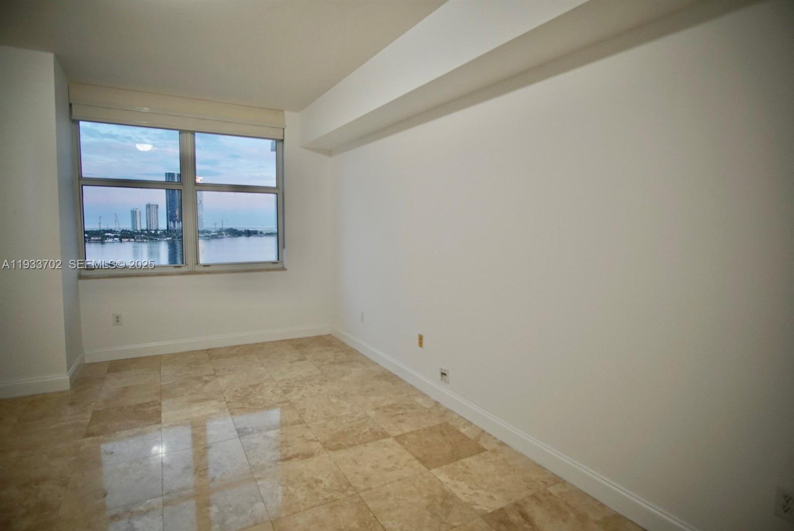 Photo of 3330 190th St  #1112, Aventura, Florida, 33180 - 