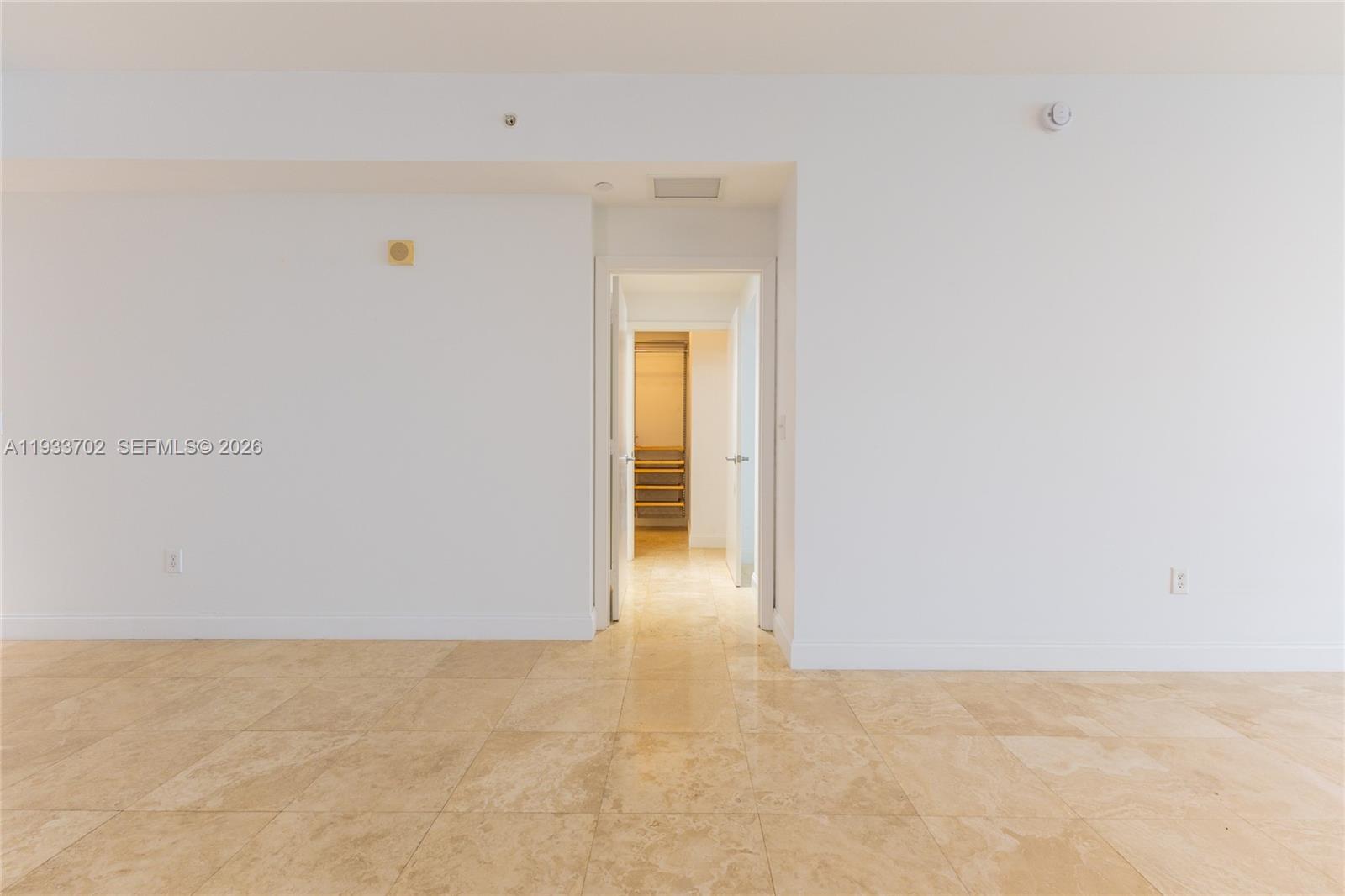 Photo of 3330 190th St  #1112, Aventura, Florida, 33180 - 