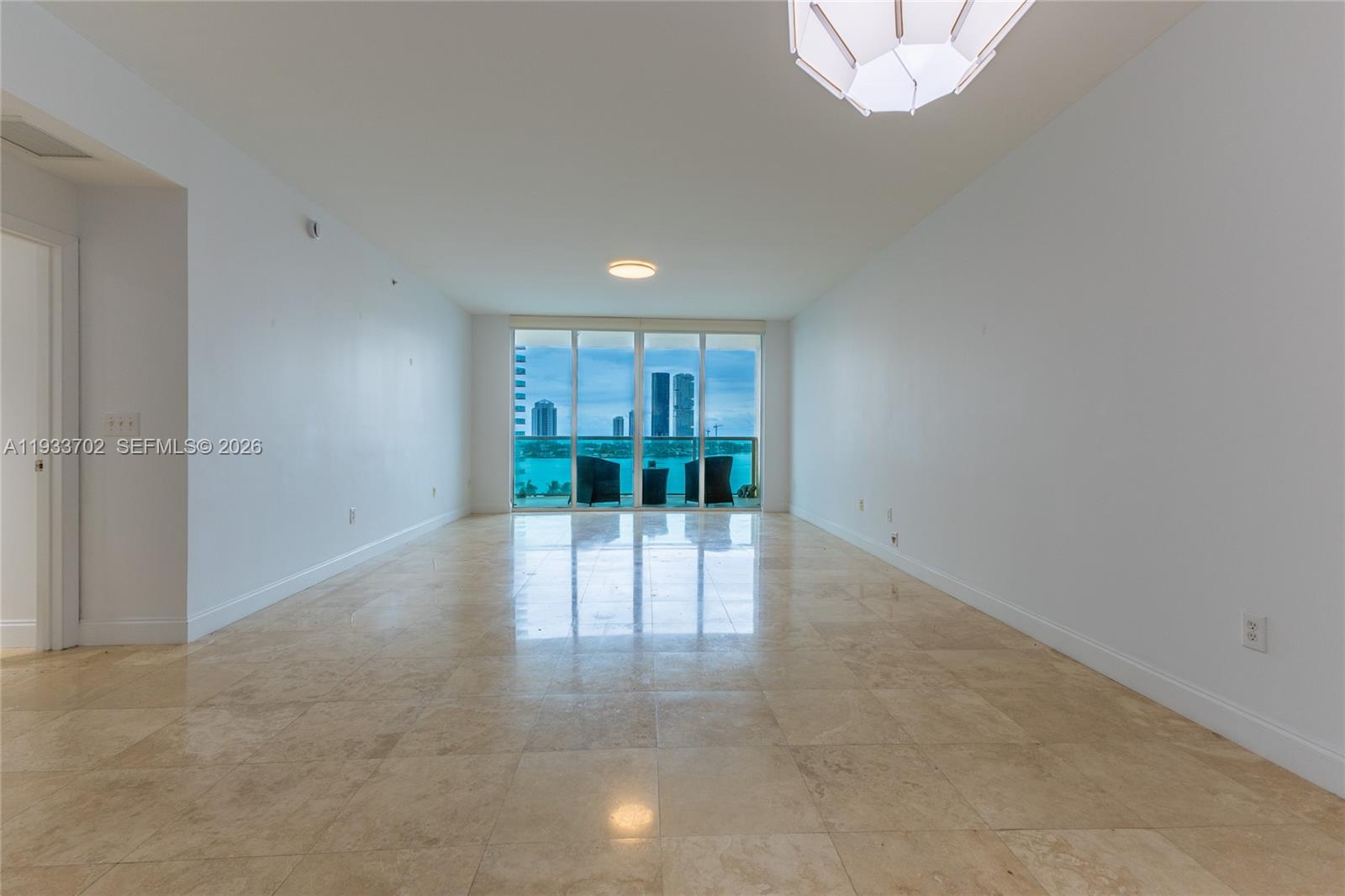 Photo of 3330 190th St  #1112, Aventura, Florida, 33180 - 