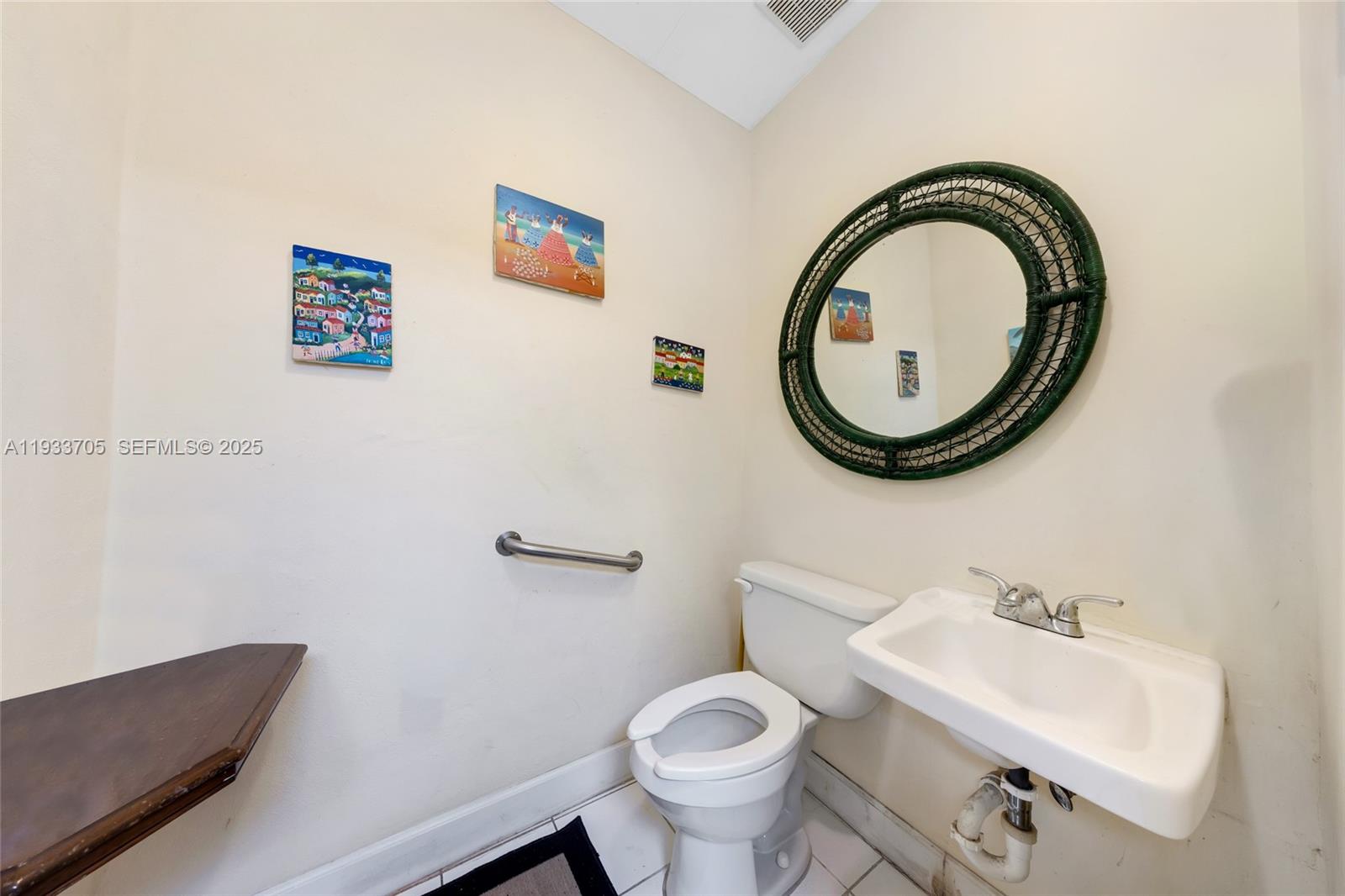   /   sq. ft. $ 2025-12-20 0 Photo