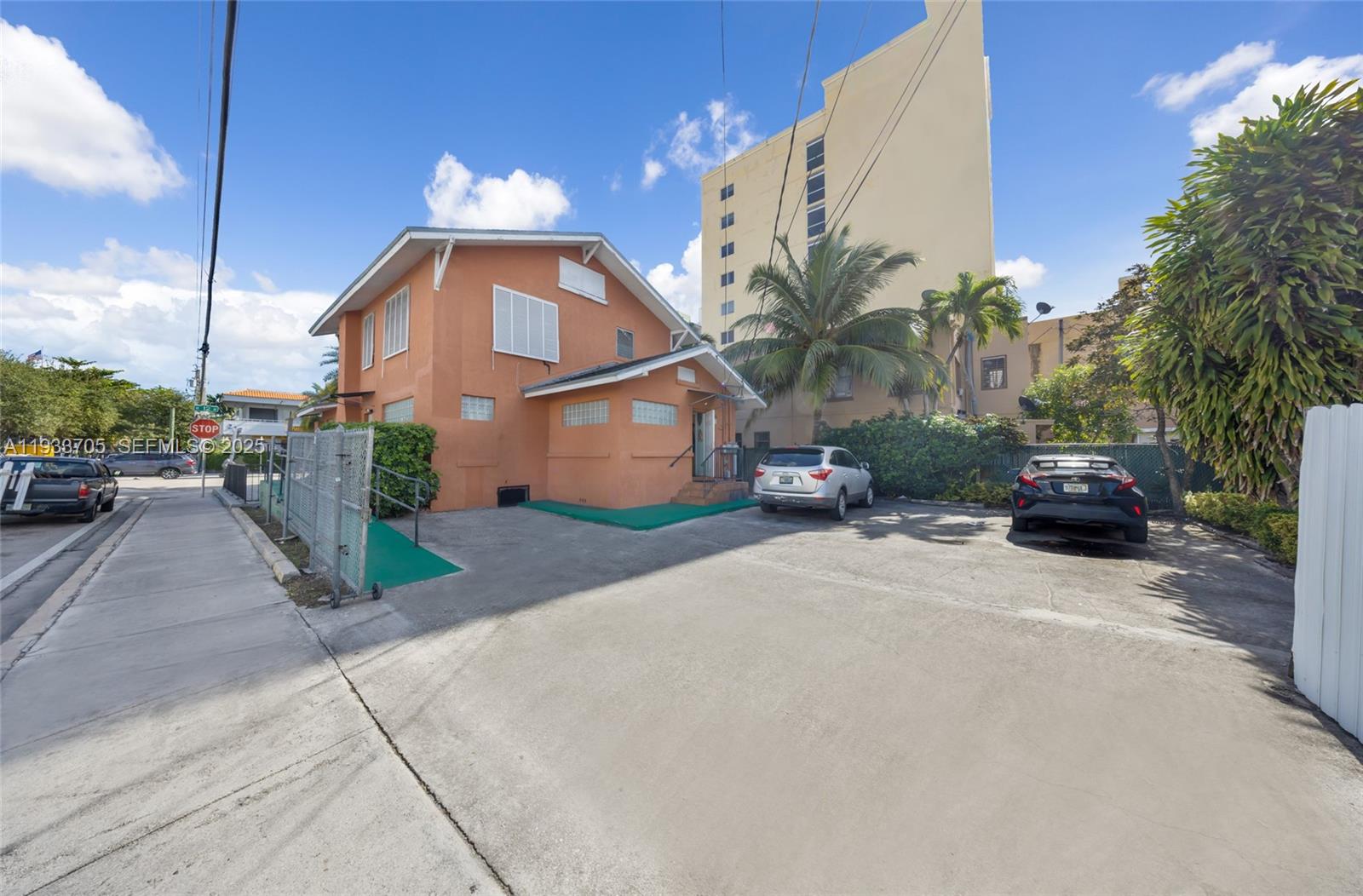   /   sq. ft. $ 2025-12-20 0 Photo