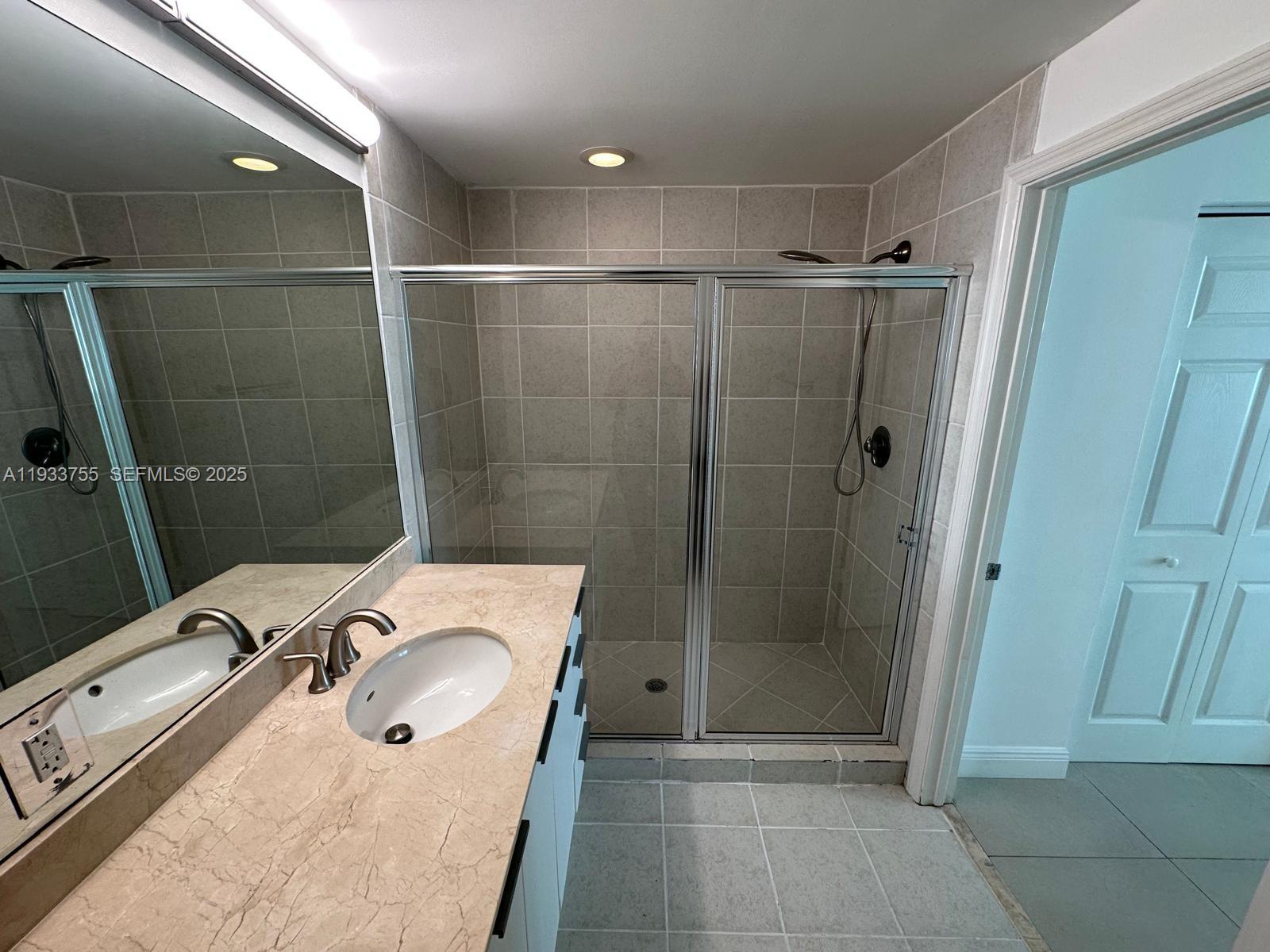 Photo of 140 Dixie Hwy  #631, Hollywood, Florida, 33020 - 