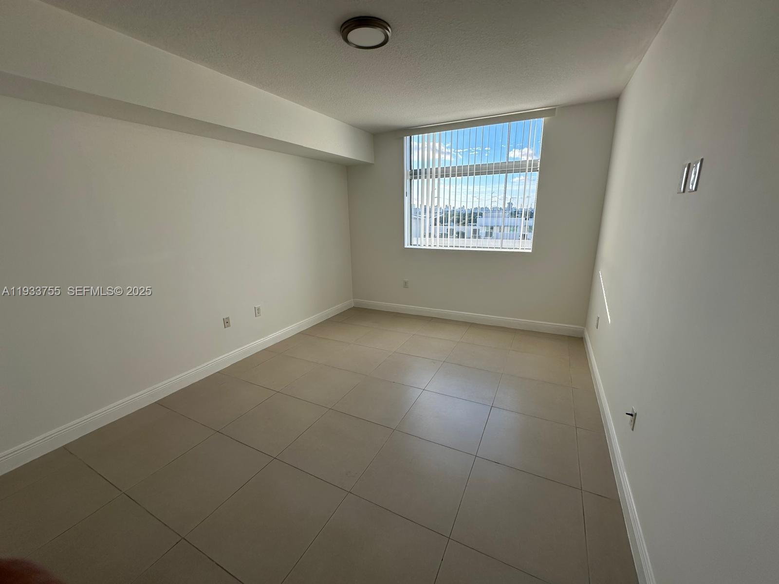 Photo of 140 Dixie Hwy  #631, Hollywood, Florida, 33020 - 