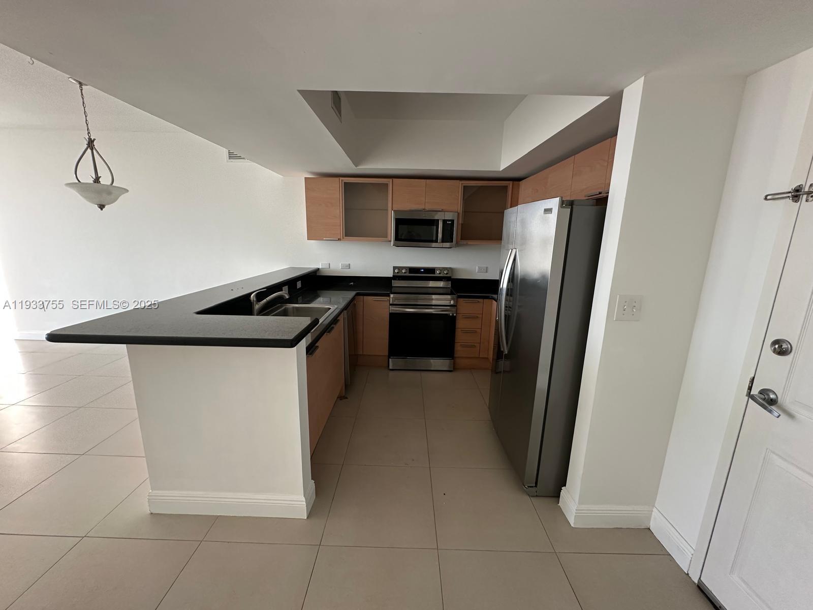 Photo of 140 Dixie Hwy  #631, Hollywood, Florida, 33020 - 