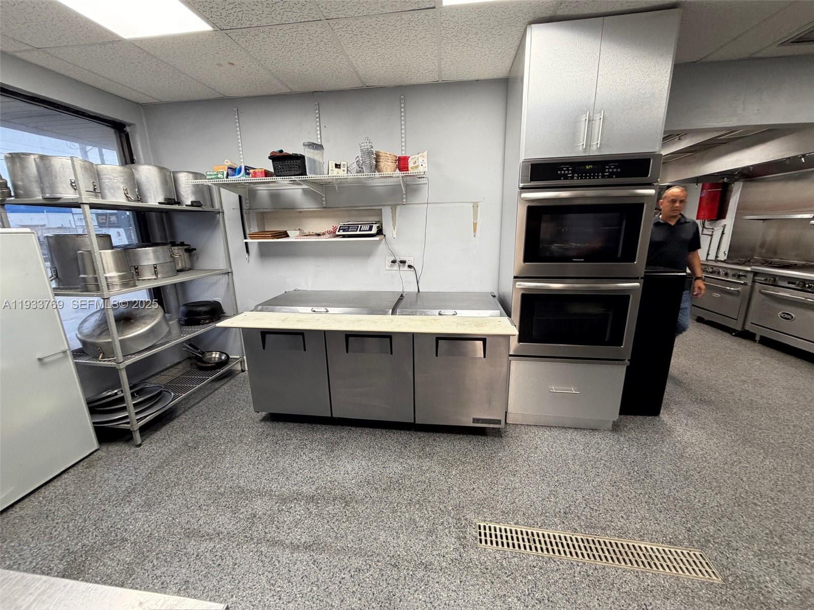   /   sq. ft. $ 2025-12-20 0 Photo